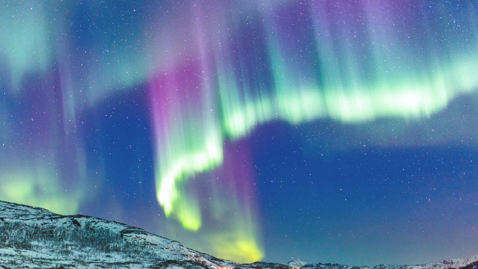 2024年のオーロラはすでに予測できる!?予測カレンダーとリアルタイム映像