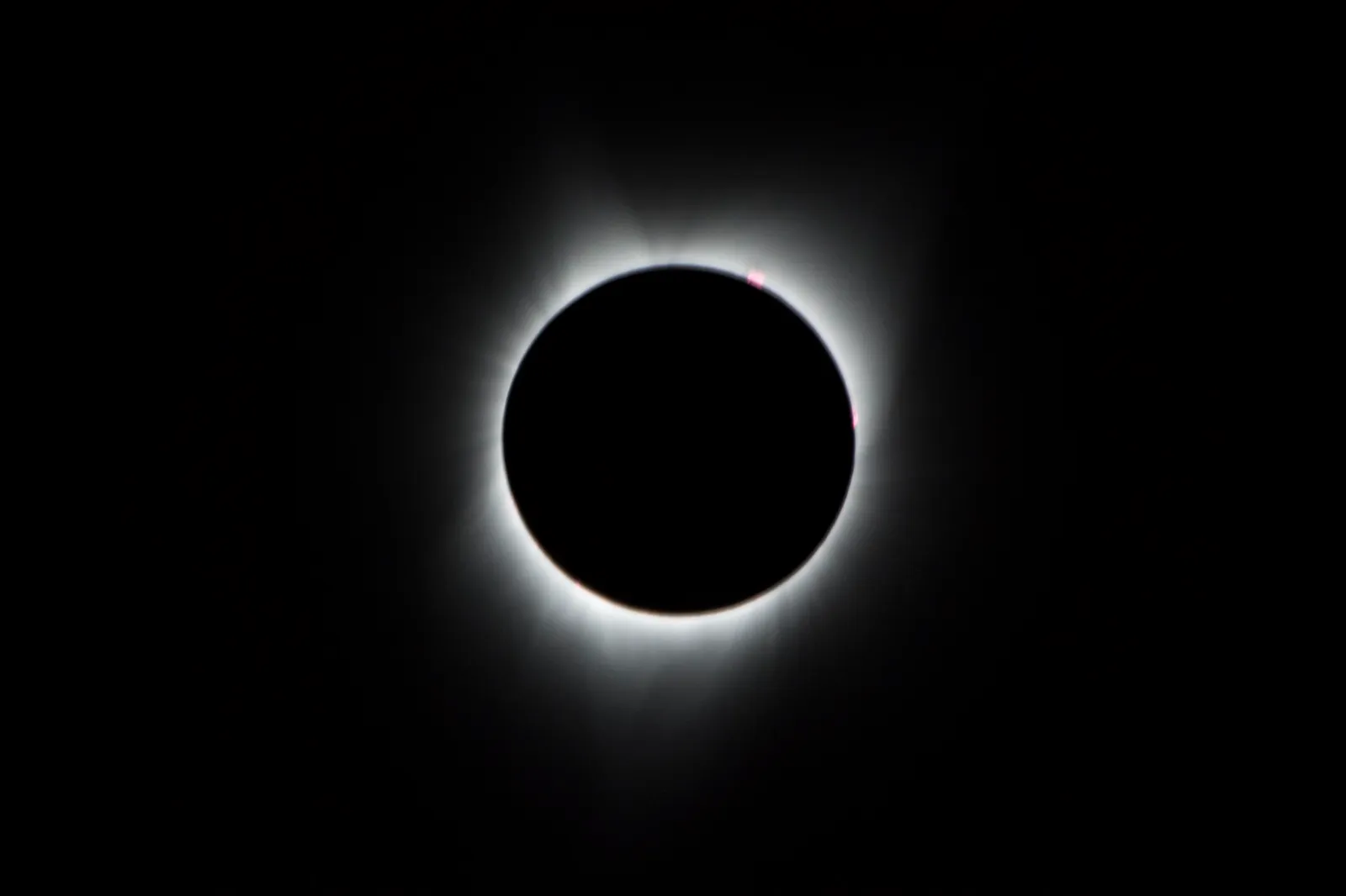 2026年 天文イベント完全カレンダー — 日食・月食・流星群・スーパームーン・惑星・彗星・オーロラ